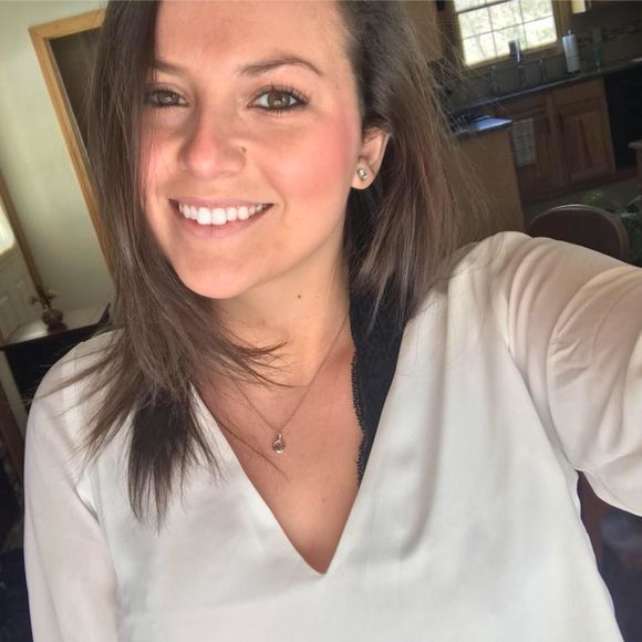 Meet your Posher, Taylor - Picture 1 of 1